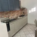 Casetta In Indipendente * أنغري